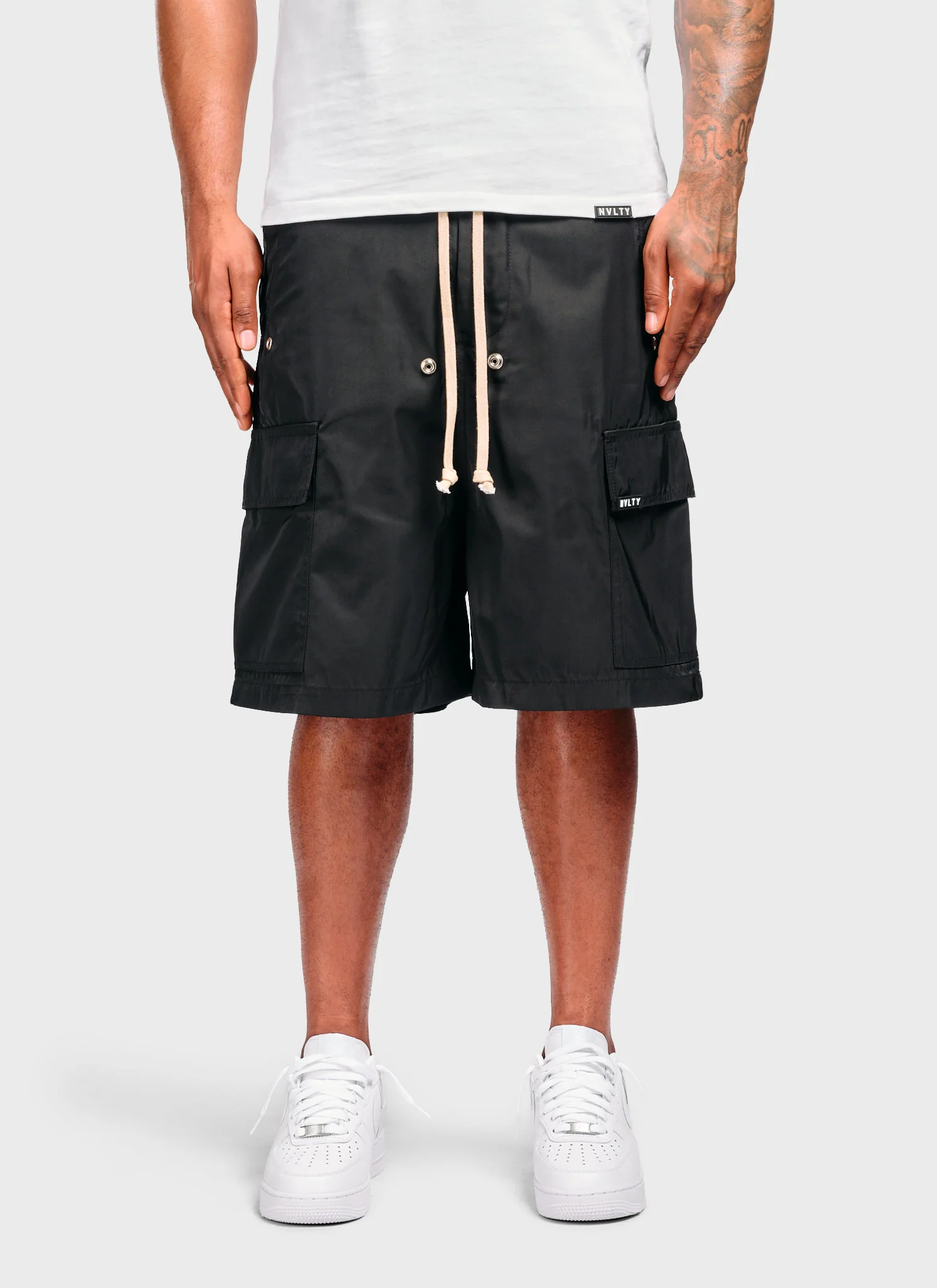 CARGOS
